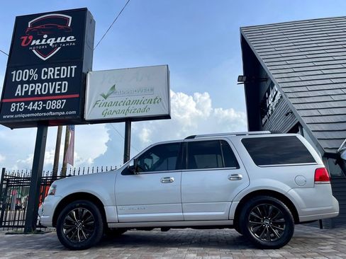 Used 2015 Lincoln Navigator 2WD image 41