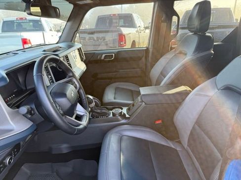 Used 2024 Ford Bronco Outer Banks image 7
