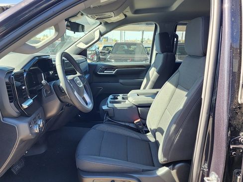 New 2026 GMC Sierra 1500 Elevation image 16