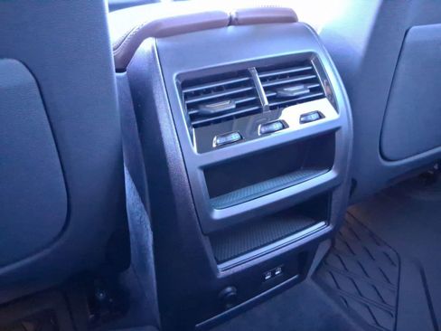 Used 2026 BMW X5 sDrive40i w/ Premium Package RWD image 30