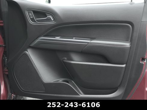 Used 2018 GMC Canyon All Terrain w/ All Terrain X Package AWD/4WD image 40