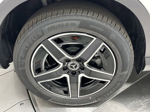 New 2026 Mercedes-Benz GLC 300 4MATIC image 19