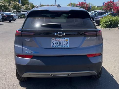 Used 2023 Chevrolet Bolt EUV Premier FWD image 6