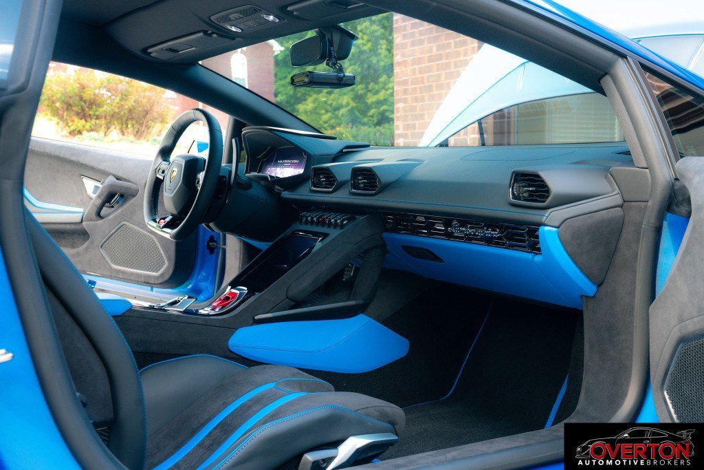 Used 2023 Lamborghini Huracan Tecnica RWD image 26