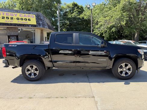 Used 2016 Chevrolet Colorado Z71 AWD/4WD image 9