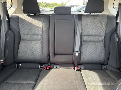 Used 2026 Nissan Rogue SV FWD image 40