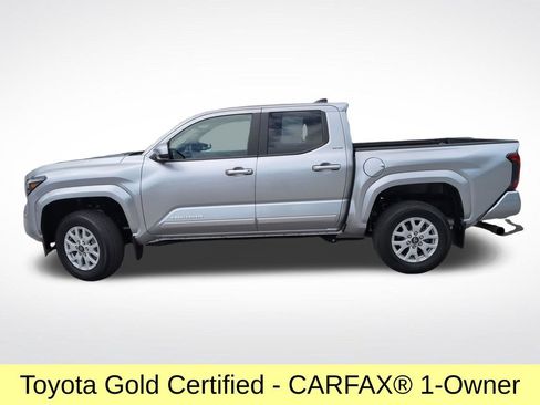 Certified 2024 Toyota Tacoma SR5 AWD/4WD image 2