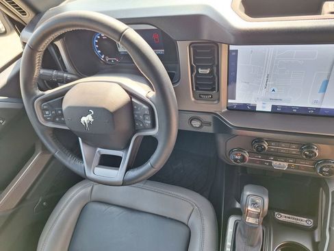 Used 2023 Ford Bronco Outer Banks image 25