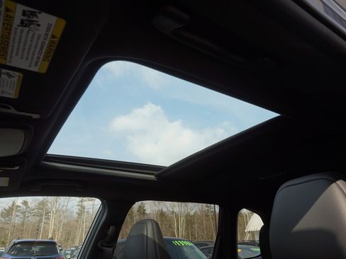 Used 2025 Subaru Forester Sport image 14