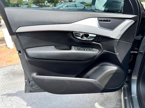 Used 2016 Volvo XC90 T5 Momentum image 20