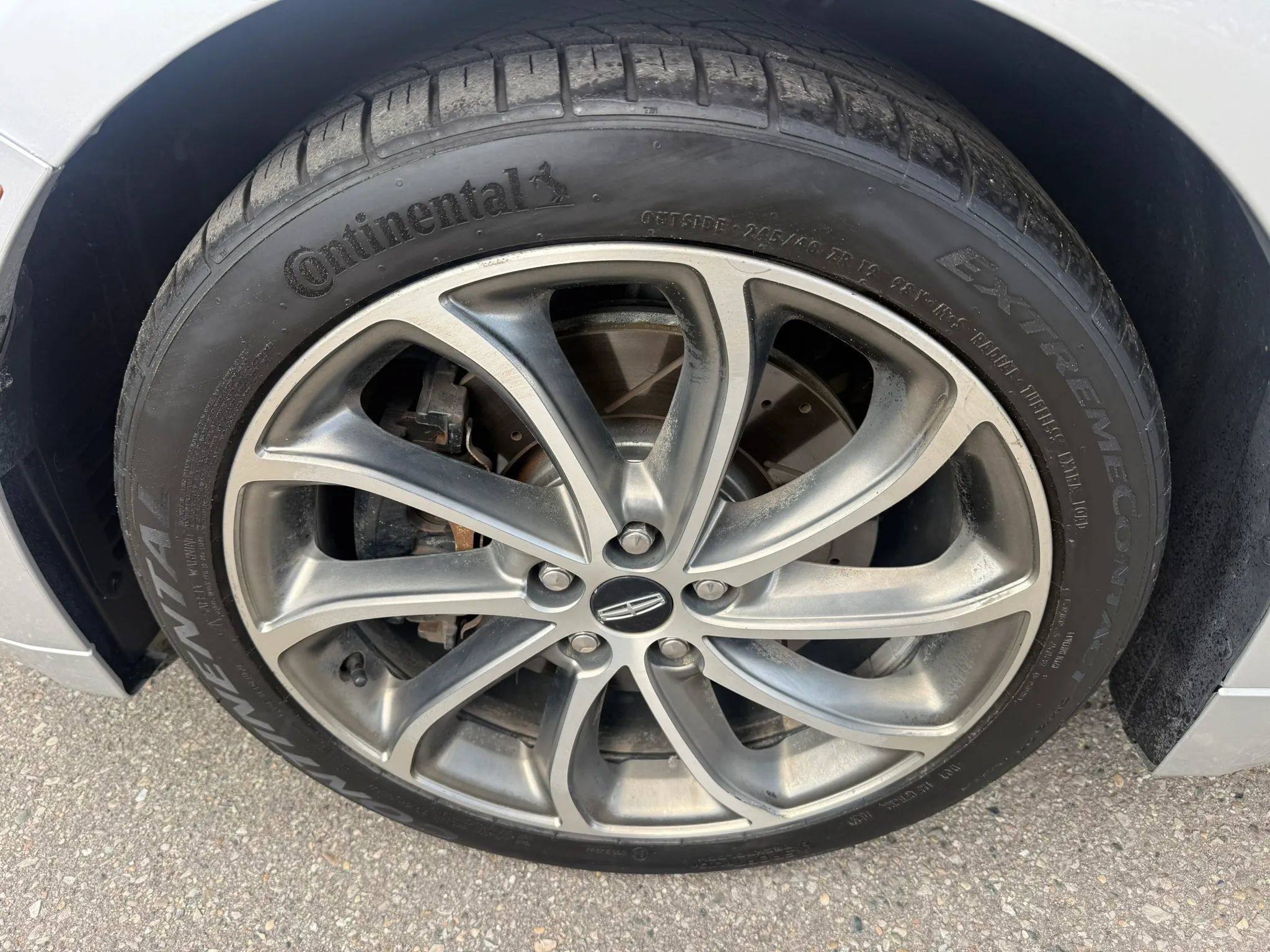 Used 2017 Lincoln MKZ Reserve w/ Luxury Package AWD/4WD image 9