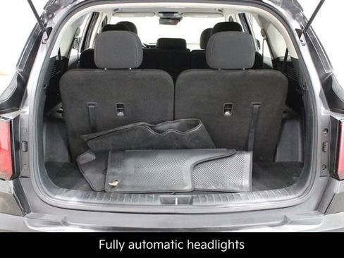 Used 2021 Kia Sorento LX image 13