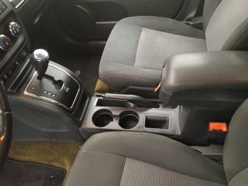 Used 2017 Jeep Patriot Latitude image 26