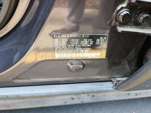 Used 2018 Honda HR-V EX-L image 3