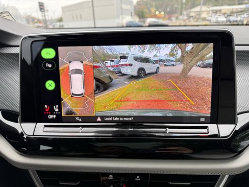 New 2026 Volkswagen Atlas Cross Sport SEL Premium R-Line image 21