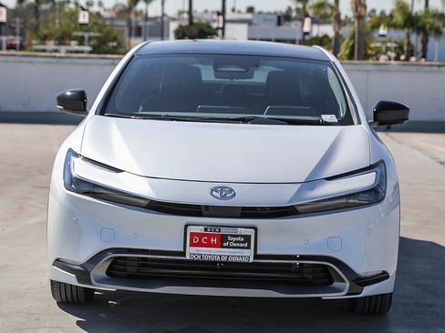 New 2026 Toyota Prius Limited image 3