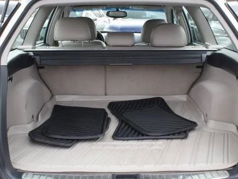 Used 2005 Subaru Outback 3.0R L.L. Bean image 20