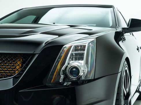 Used 2010 Cadillac CTS V w/ Wood Trim Package RWD image 11
