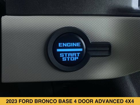 Used 2023 Ford Bronco Wildtrak AWD/4WD image 9