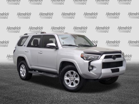 Used 2021 Toyota 4Runner SR5 Premium w/ Moonroof Package AWD/4WD image 2