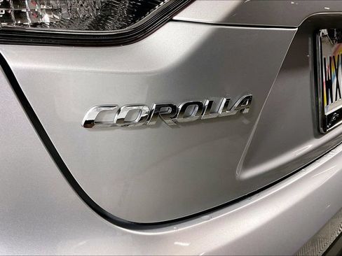 Used 2024 Toyota Corolla LE FWD image 7
