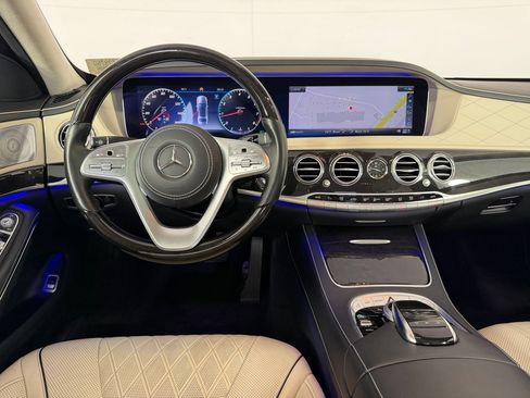 Used 2020 Mercedes-Benz S 560 Sedan image 30