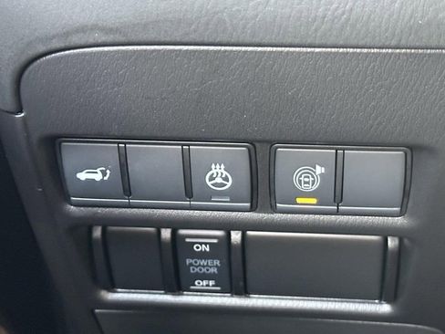 Used 2024 Nissan Armada Platinum w/ Captain's Chairs Package image 25