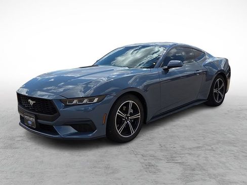 Used 2024 Ford Mustang Premium RWD image 5
