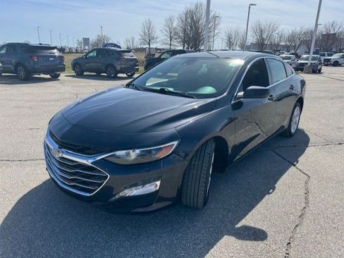 Used 2023 Chevrolet Malibu LT w/ Driver Confidence Package image 3