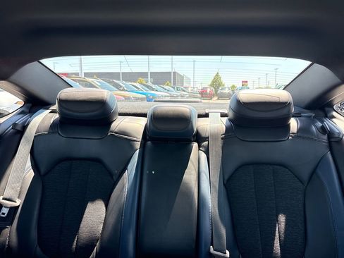 Used 2016 Chrysler 200 S FWD image 28