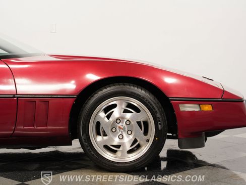 Used 1990 Chevrolet Corvette Convertible image 30