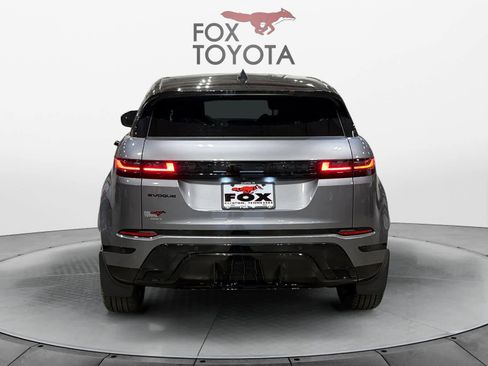 Used 2024 Land Rover Range Rover Evoque Dynamic SE image 4
