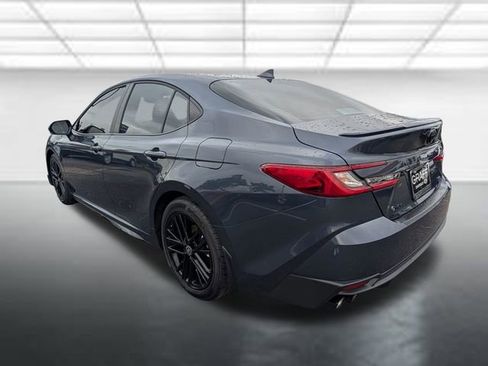 Used 2026 Toyota Camry SE FWD image 2