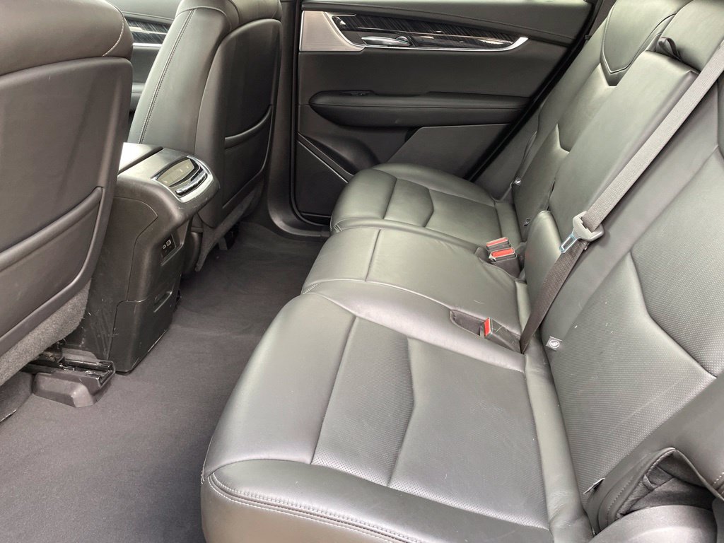 Used 2024 Cadillac XT6 Premium Luxury FWD image 18