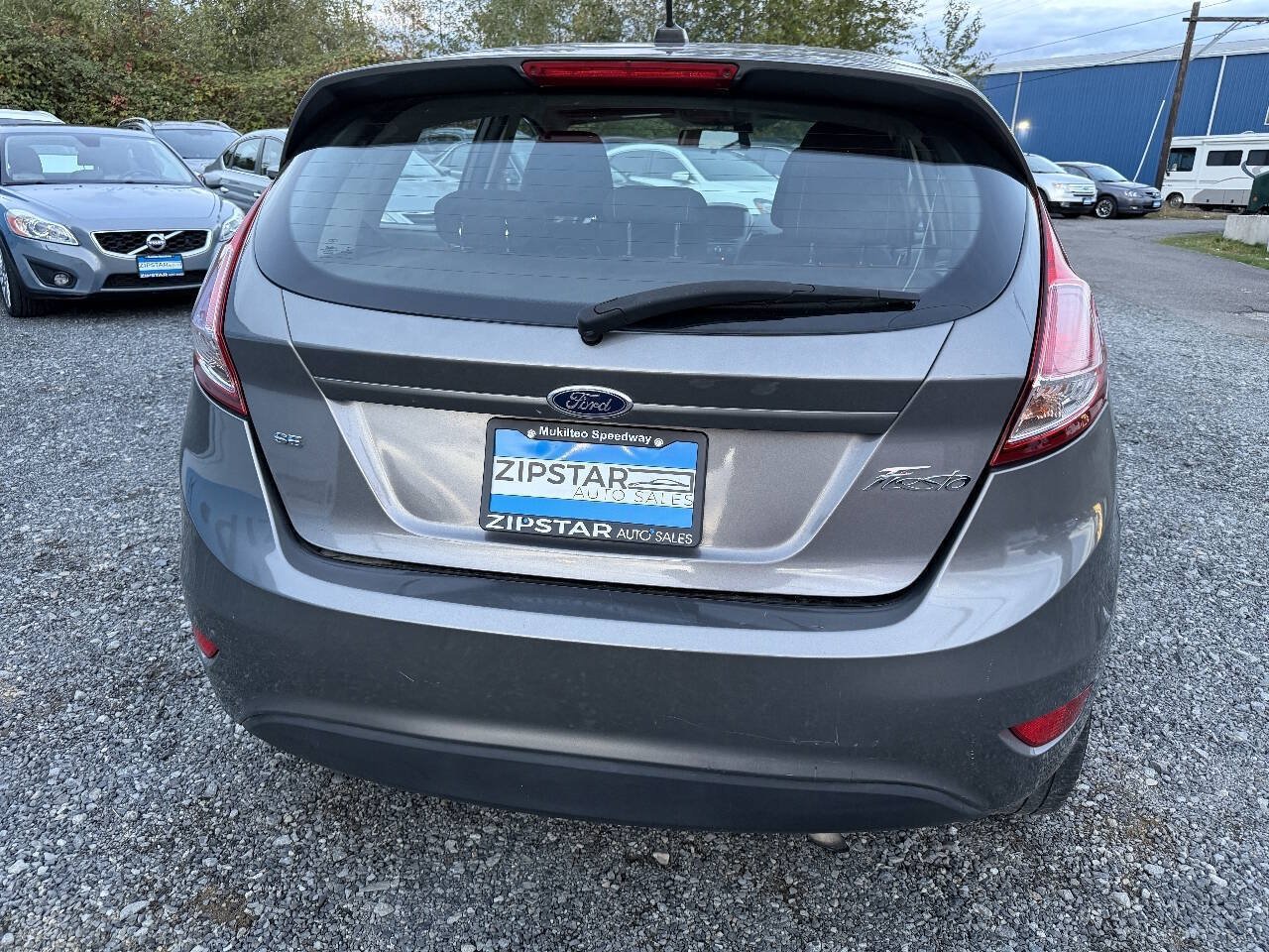 Used 2014 Ford Fiesta SE w/ Equipment Group 201B FWD image 4