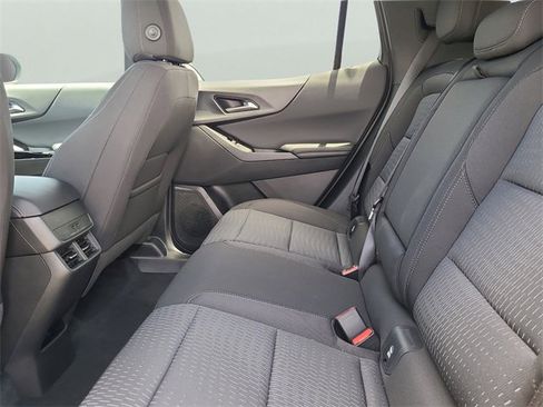 New 2026 Chevrolet Equinox LT image 13