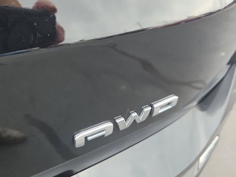Used 2022 GMC Terrain SLT AWD/4WD image 4