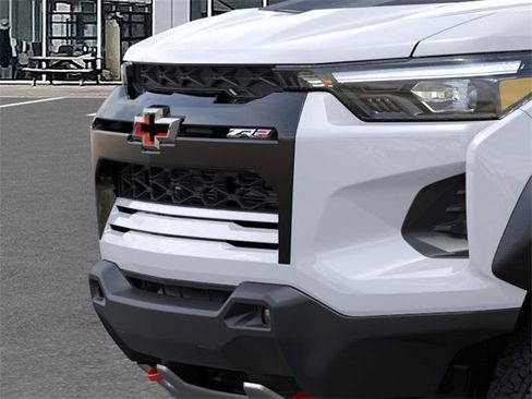 New 2025 Chevrolet Colorado ZR2 w/ Technology Package image 13