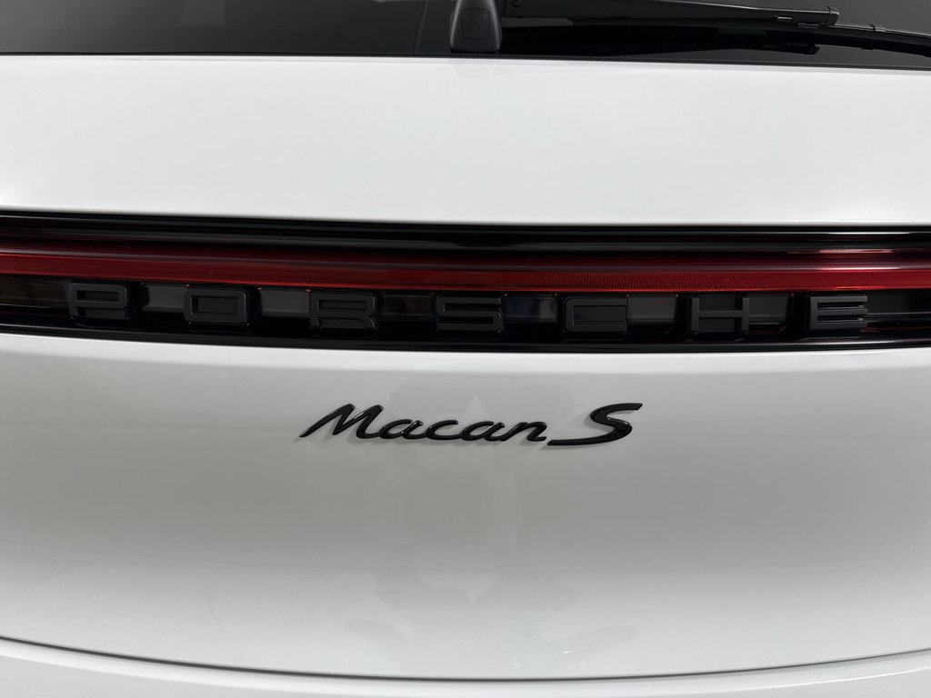 Certified 2026 Porsche Macan S AWD/4WD image 19