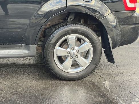 Used 2008 Ford Escape Limited image 19