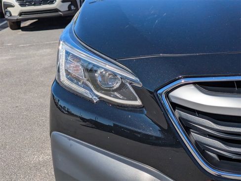 Used 2022 Subaru Outback Touring XT image 10