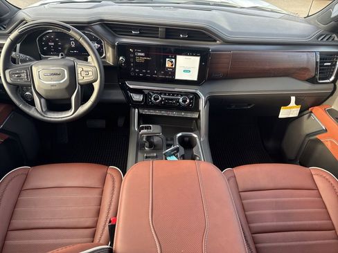 New 2026 GMC Sierra 1500 Denali Ultimate w/ LPO, Black Badging Package image 18