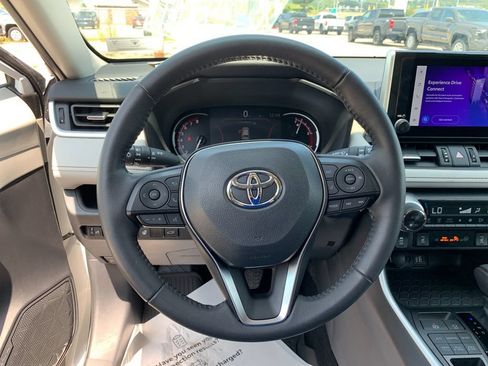 Used 2025 Toyota RAV4 XLE Premium w/ Weather Package AWD/4WD image 26