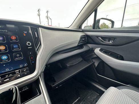 Used 2023 Subaru Outback Premium AWD/4WD image 15