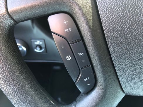 Used 2024 Chevrolet Express 2500 w/ Driver Convenience Package RWD image 28
