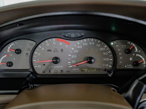 Used 2004 Toyota Sequoia SR5 image 18