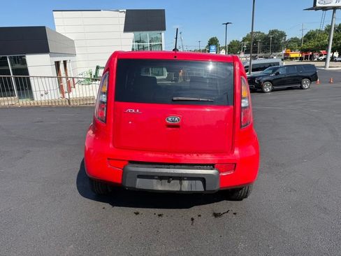 Used 2011 Kia Soul + w/ Audio Pkg FWD image 7