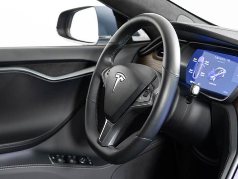 Used 2020 Tesla Model S Long Range image 24