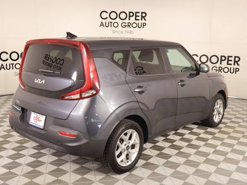 Used 2022 Kia Soul LX w/ Technology Package FWD image 19