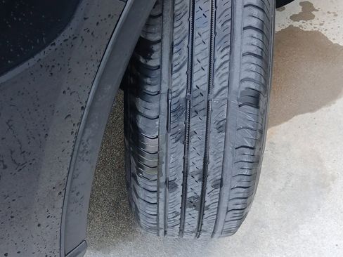 Used 2025 Ford Escape Active image 16